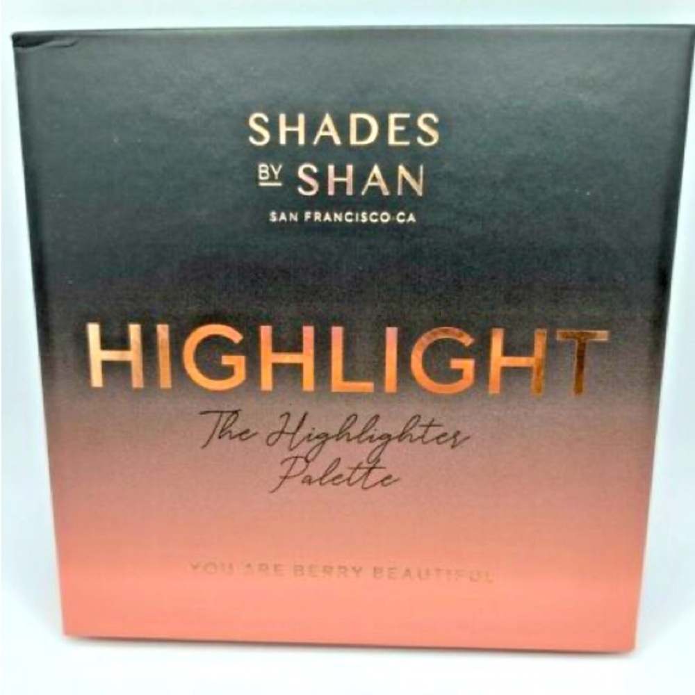 $10☀️ Shades and Shan highlighter palette